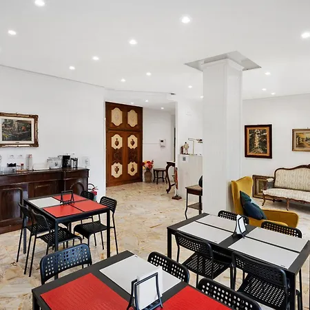 Di Palma Museum בית הארחה